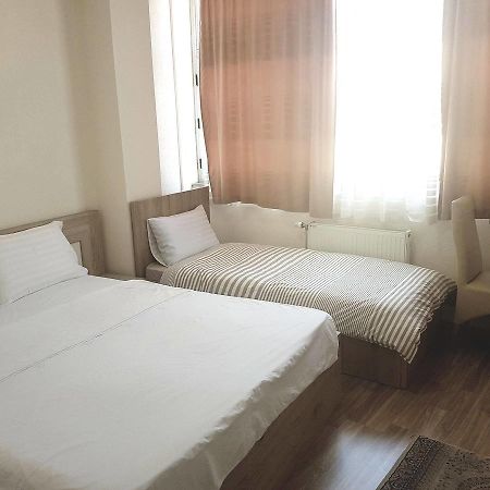 Bolero Hotel Ferizaj Eksteriør billede