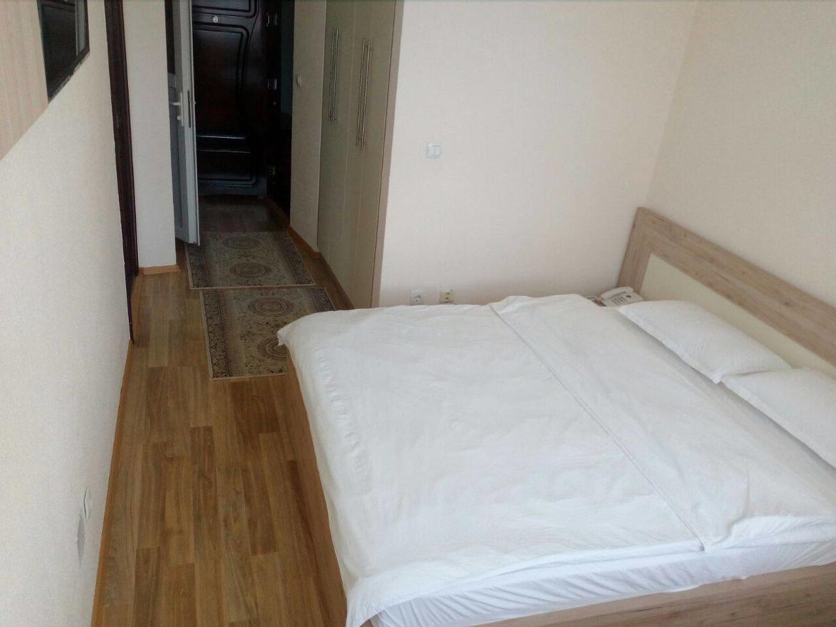 Bolero Hotel Ferizaj Eksteriør billede